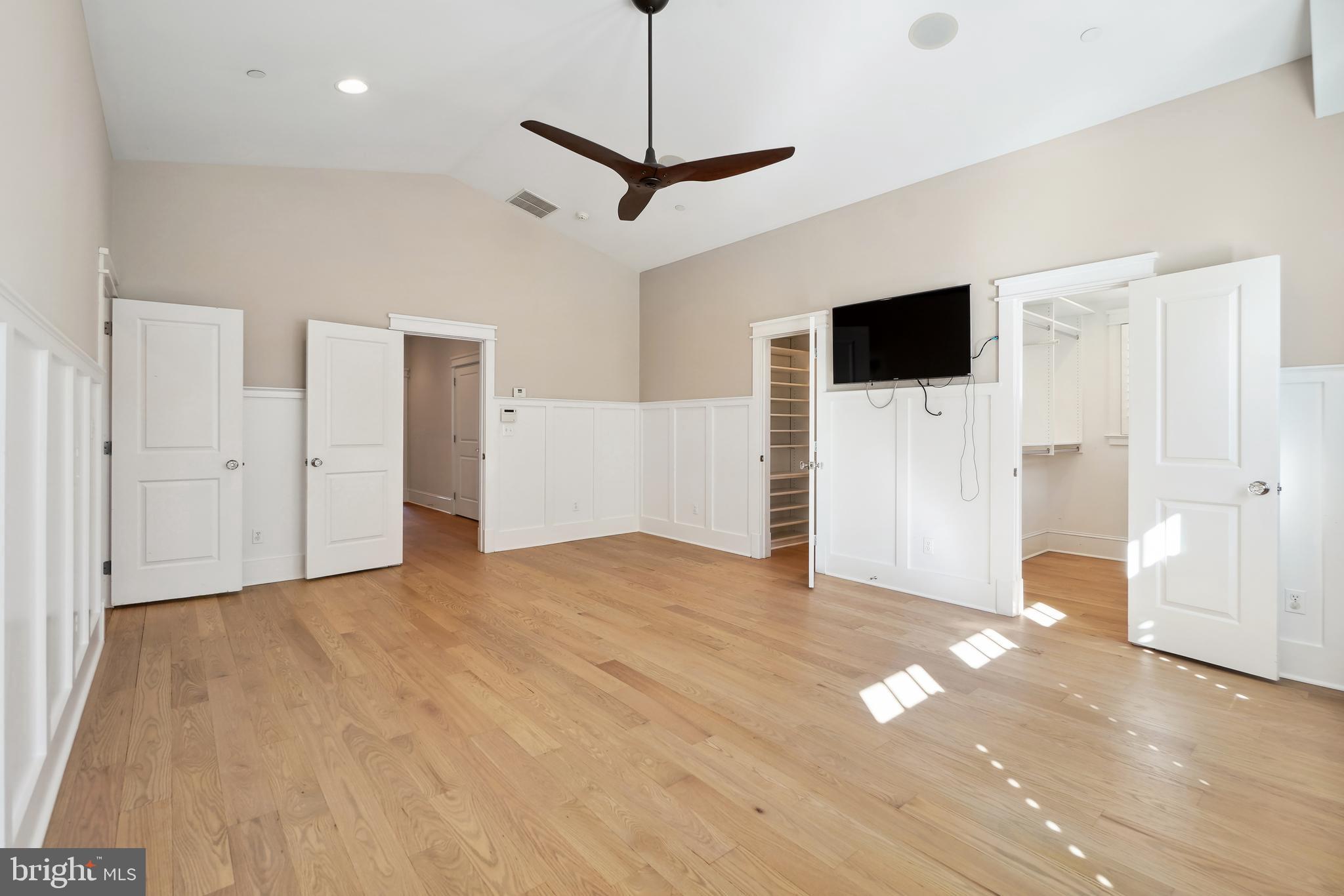 BATTERY PARK - Residential