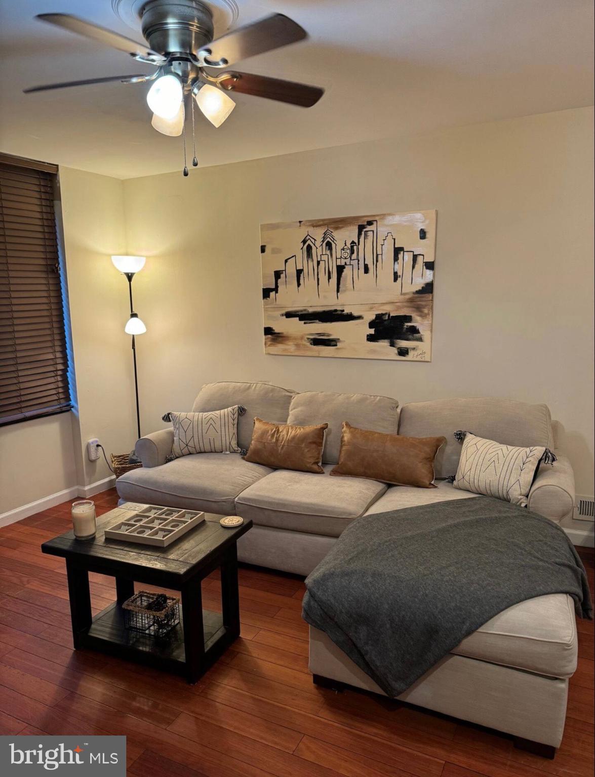 PHILADELPHIA (SOUTH) - Residential