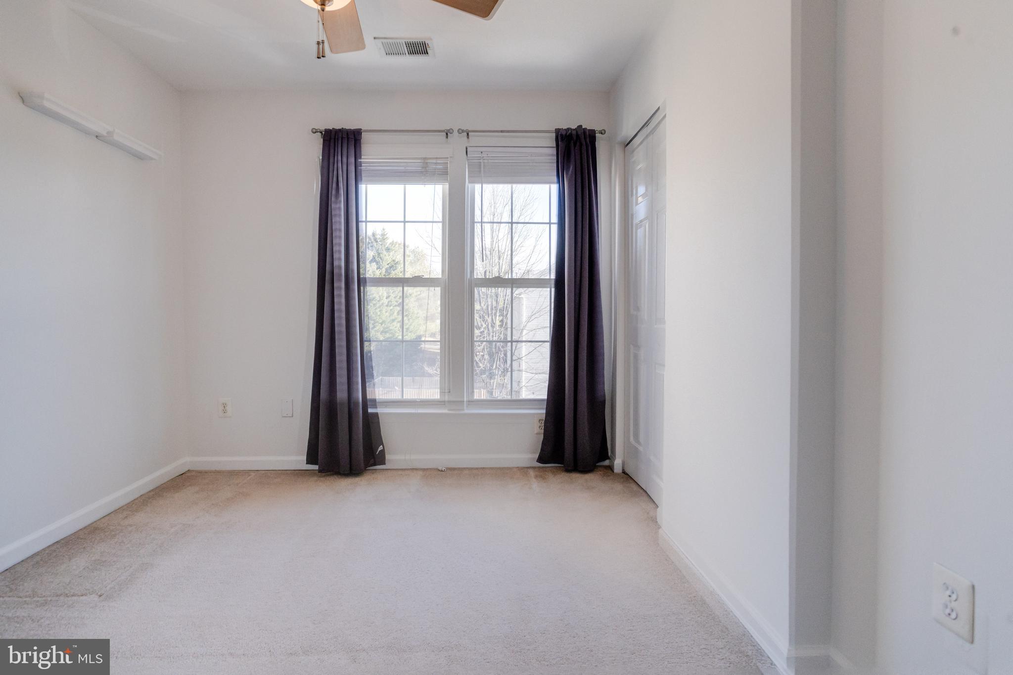 OATLAND FARM - Residential