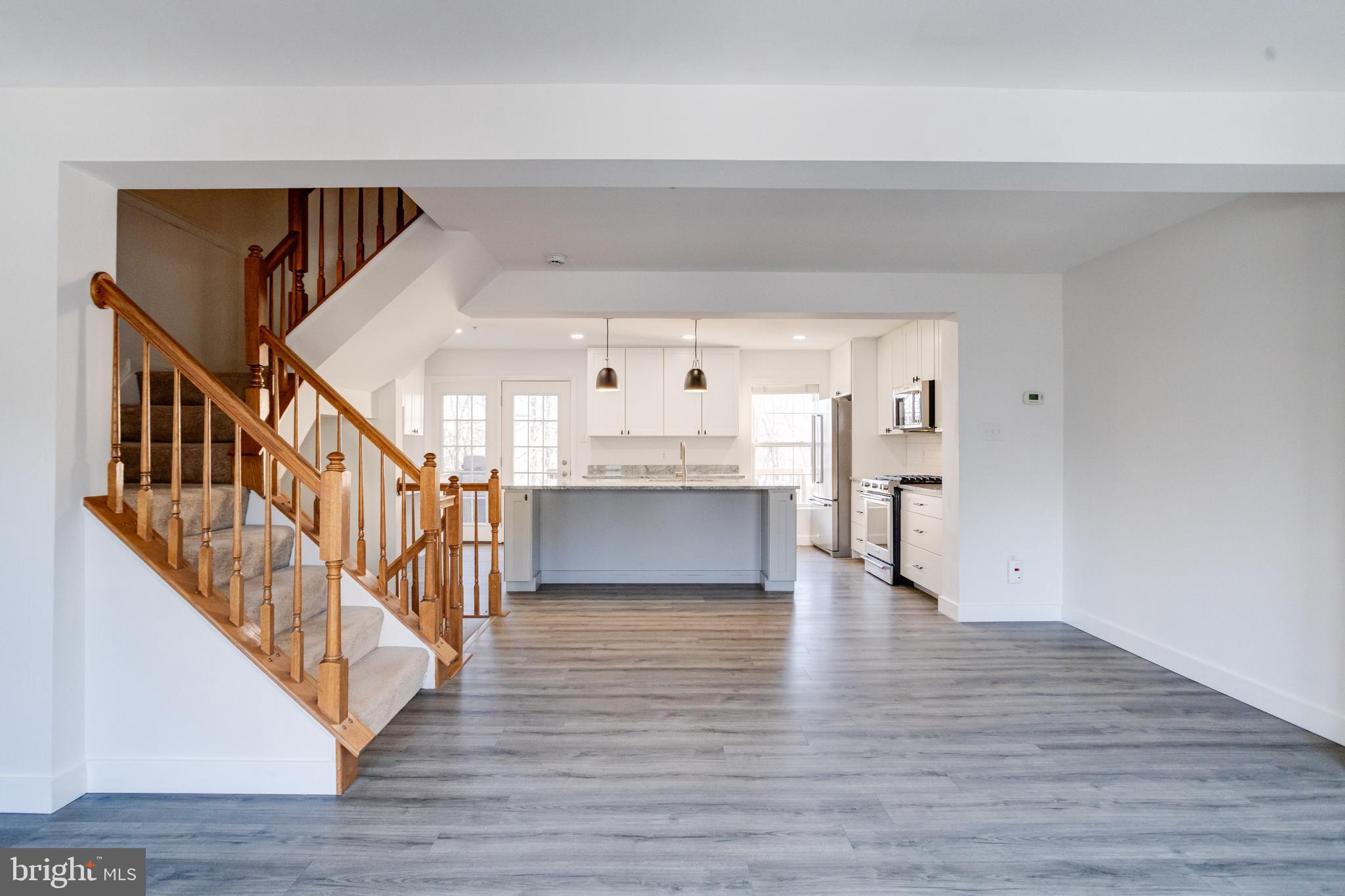 OATLAND FARM - Residential