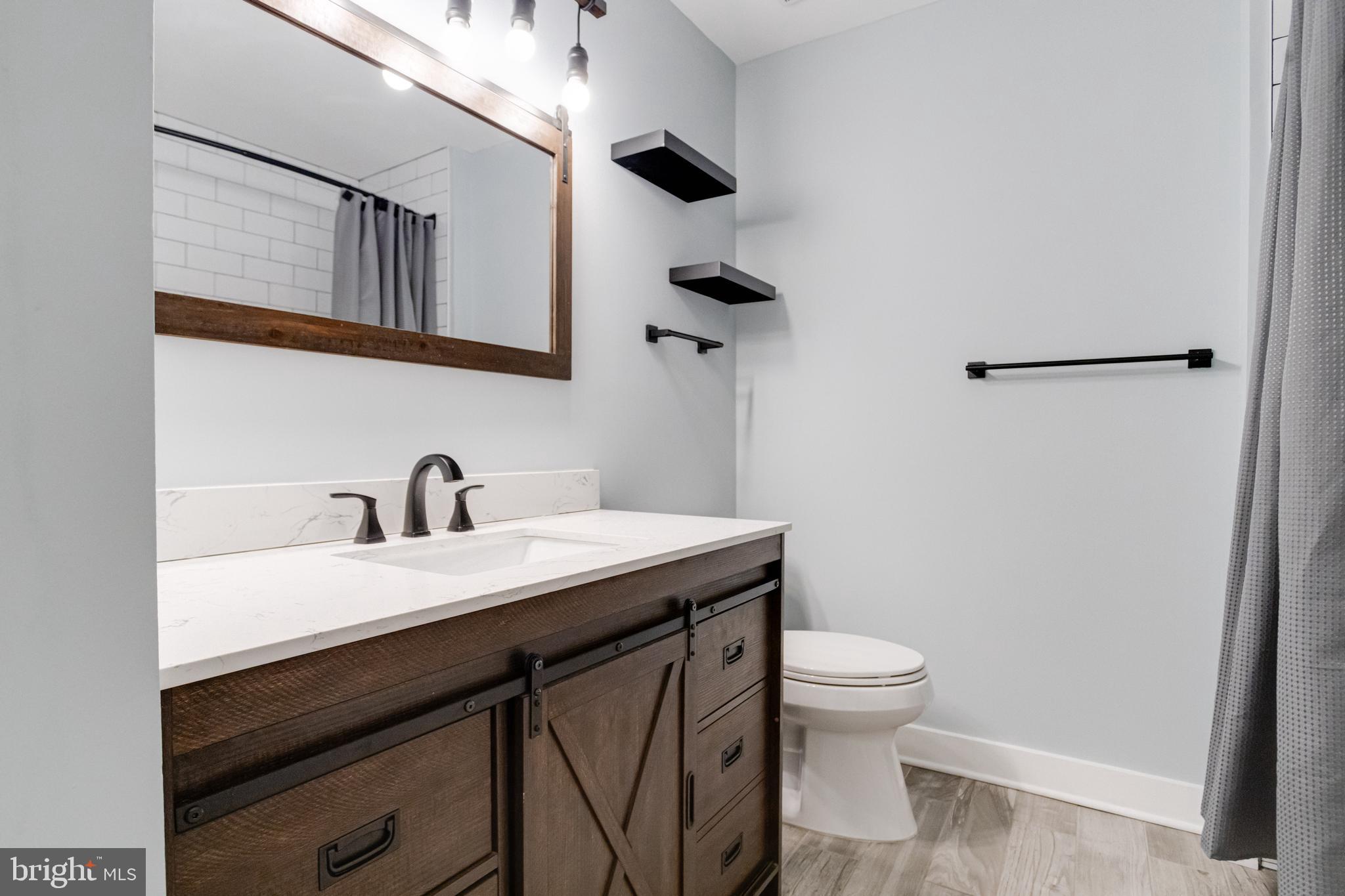 OATLAND FARM - Residential