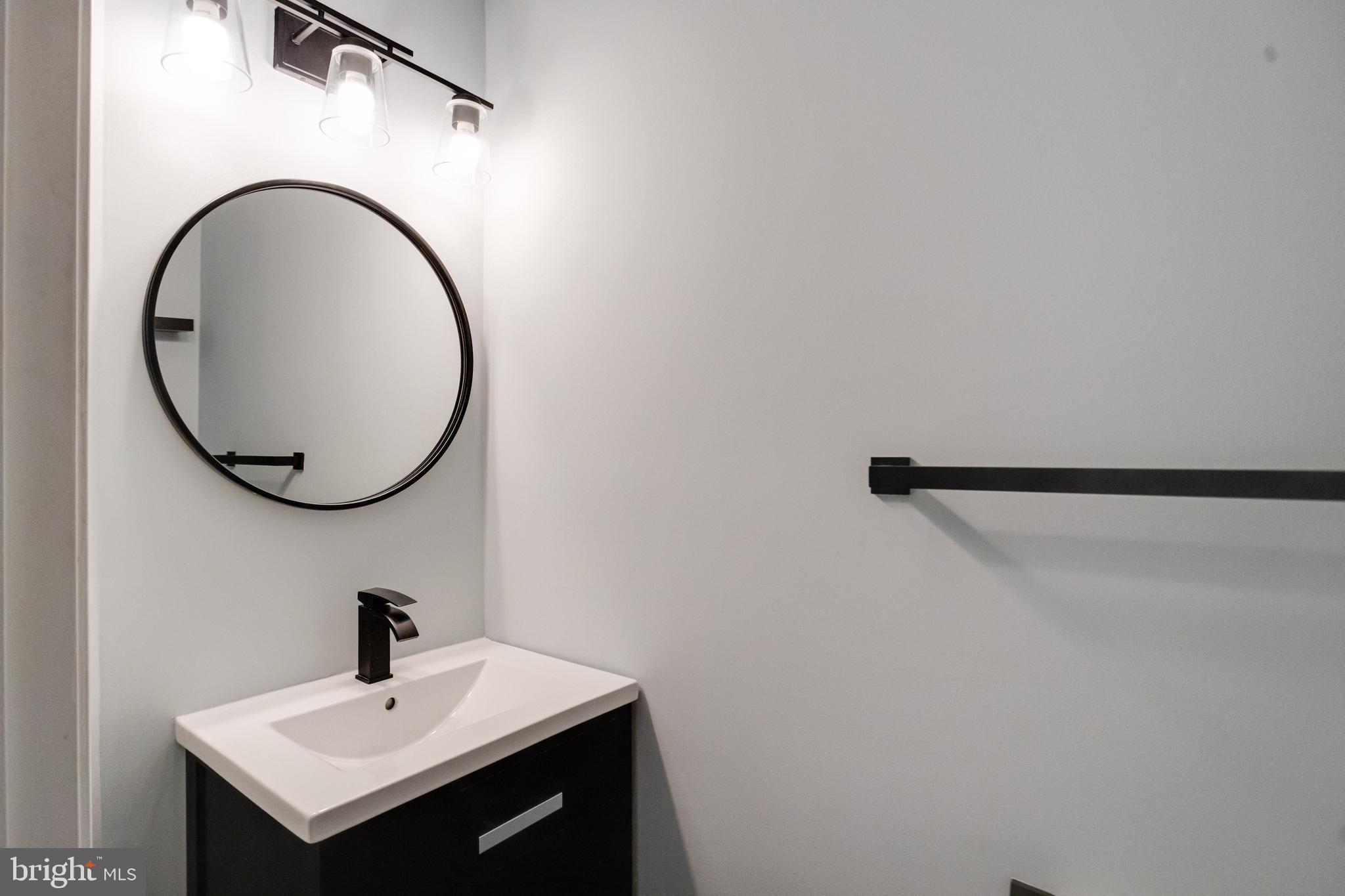 OATLAND FARM - Residential