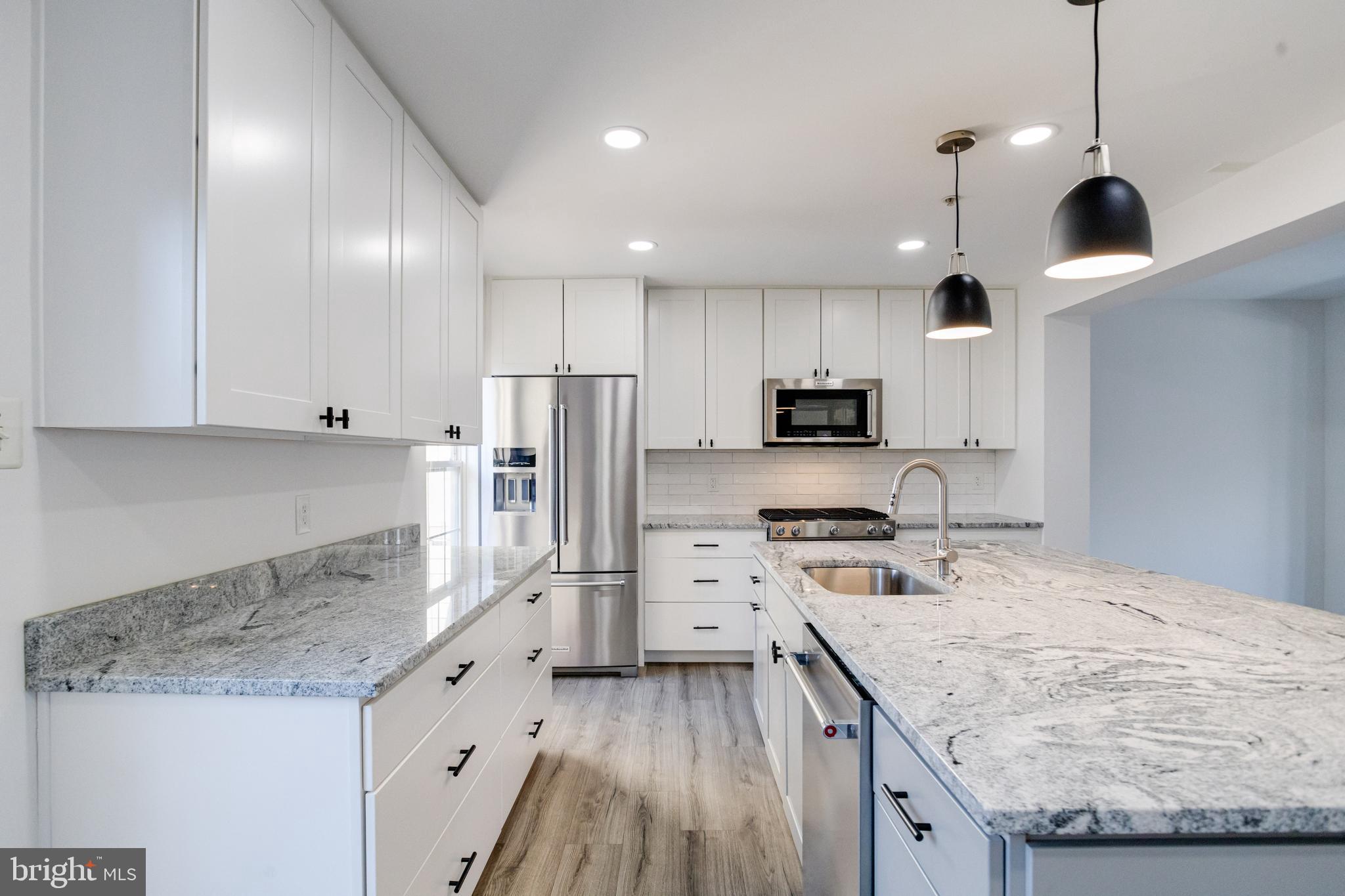 OATLAND FARM - Residential