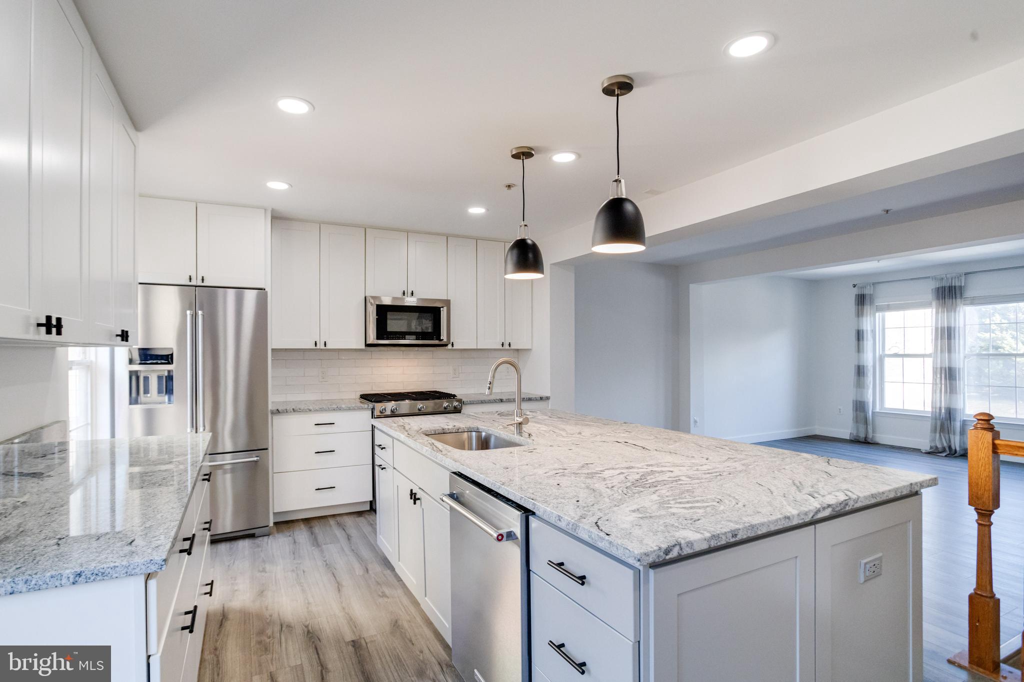 OATLAND FARM - Residential