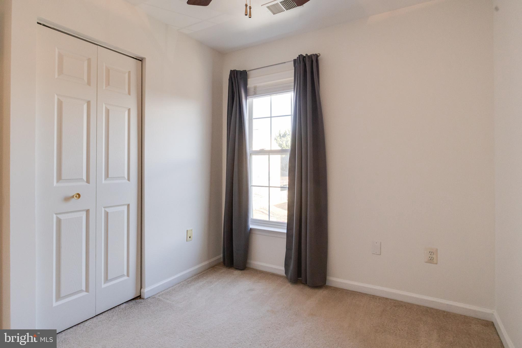 OATLAND FARM - Residential