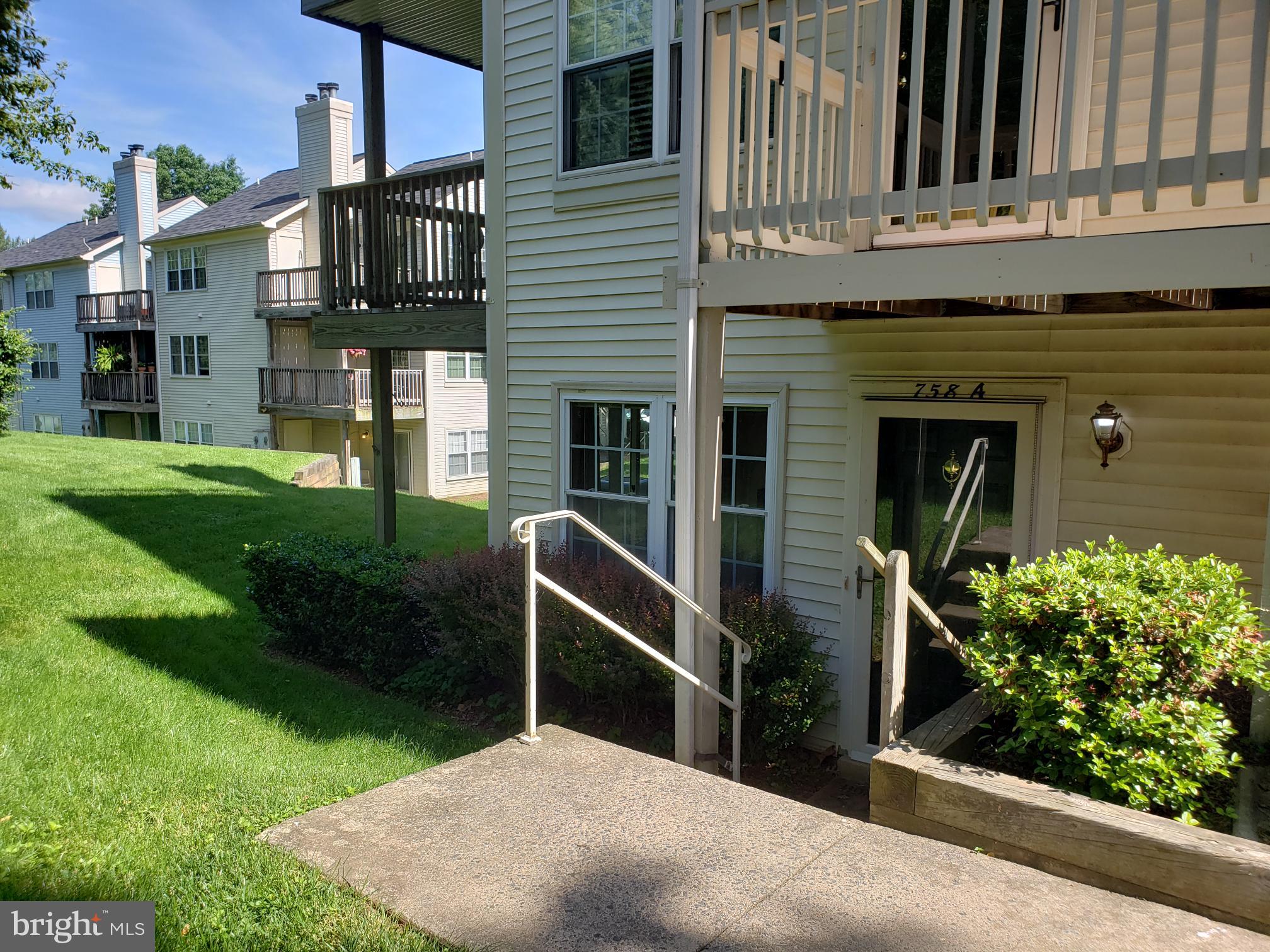 CEDARS OF WARRENTON - Residential Lease