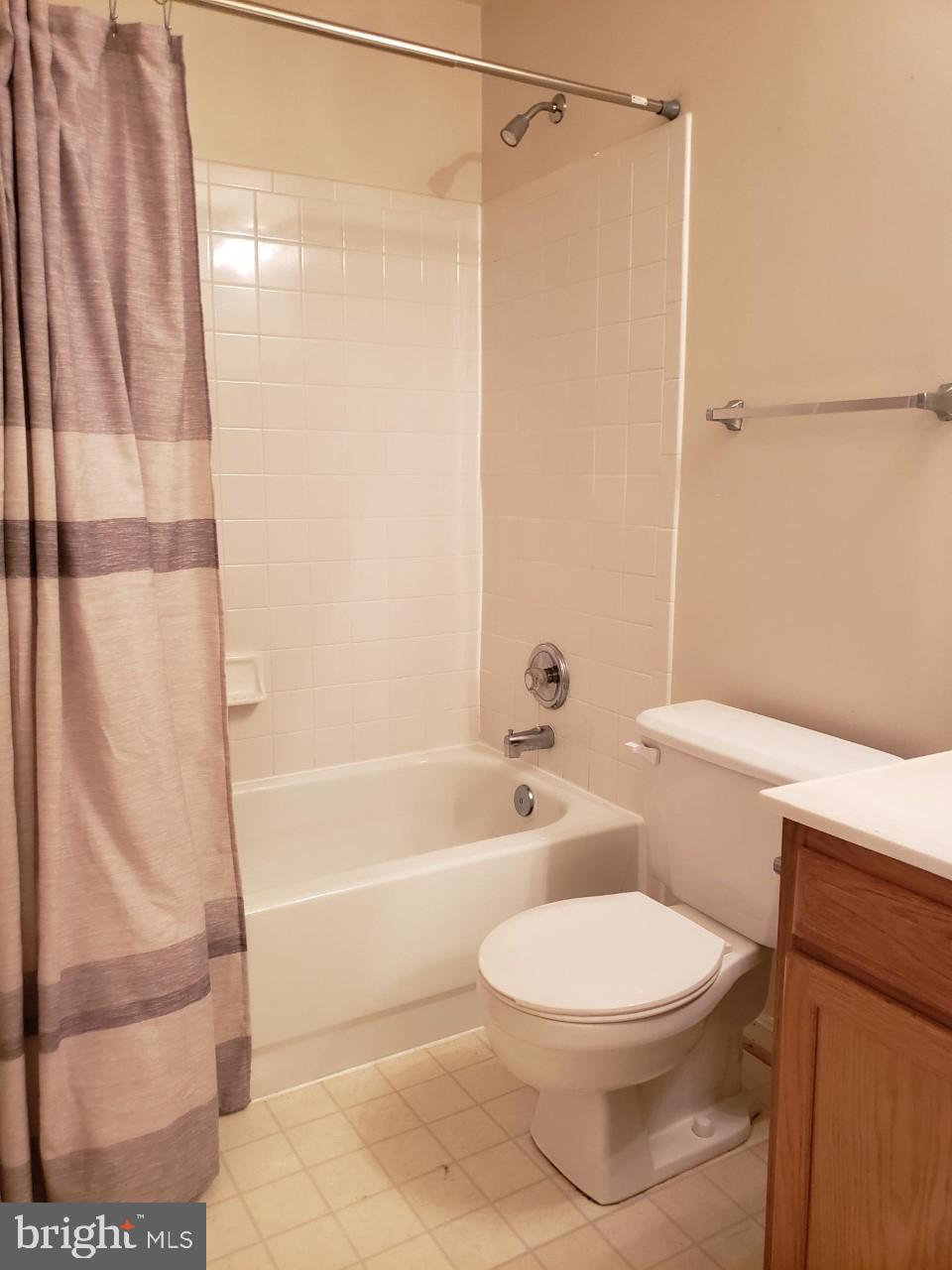 CEDARS OF WARRENTON - Residential Lease