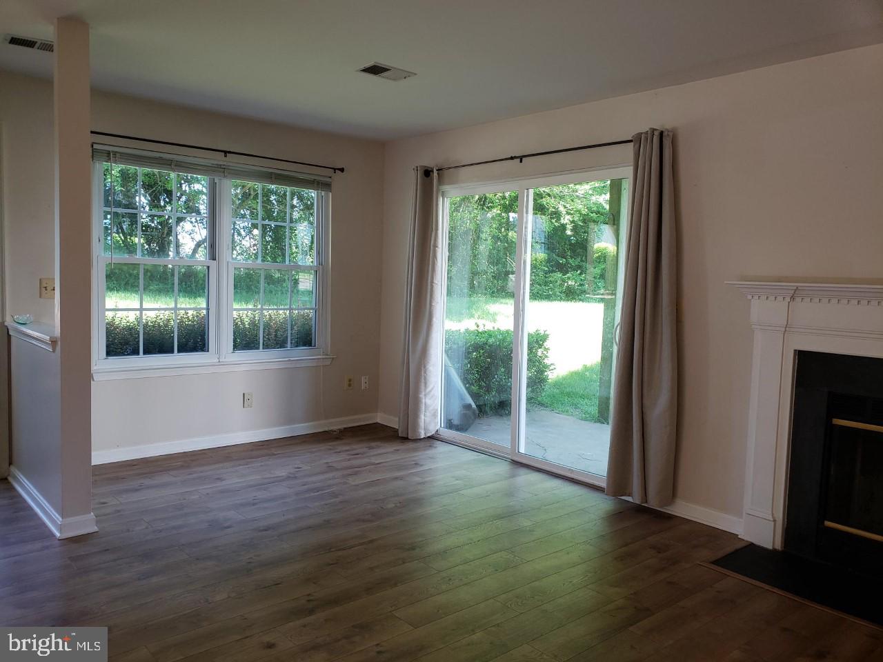 CEDARS OF WARRENTON - Residential Lease