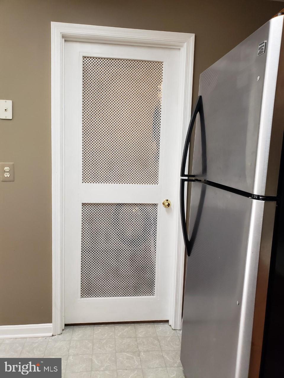 CEDARS OF WARRENTON - Residential Lease