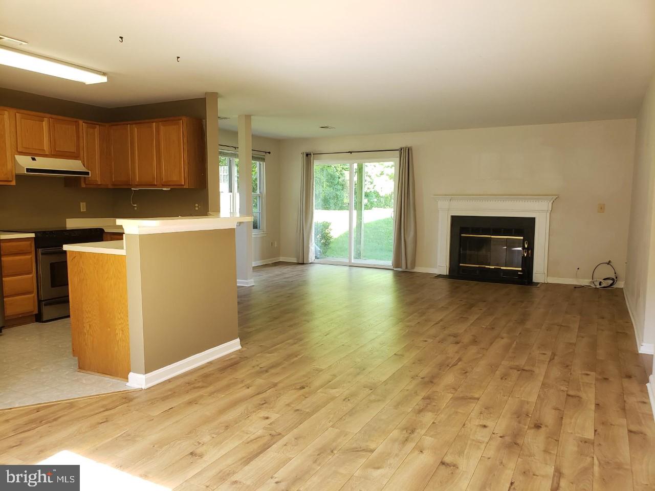 CEDARS OF WARRENTON - Residential Lease