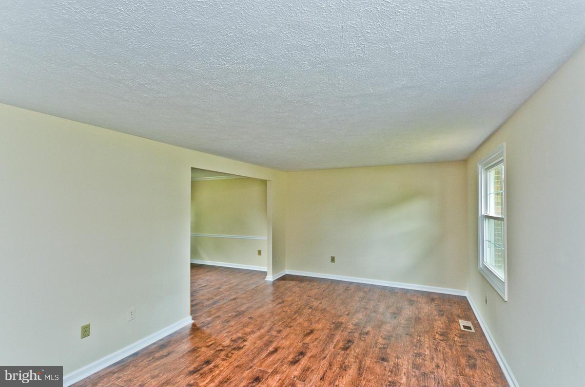 MILL CREEK SOUTH - Residential Lease