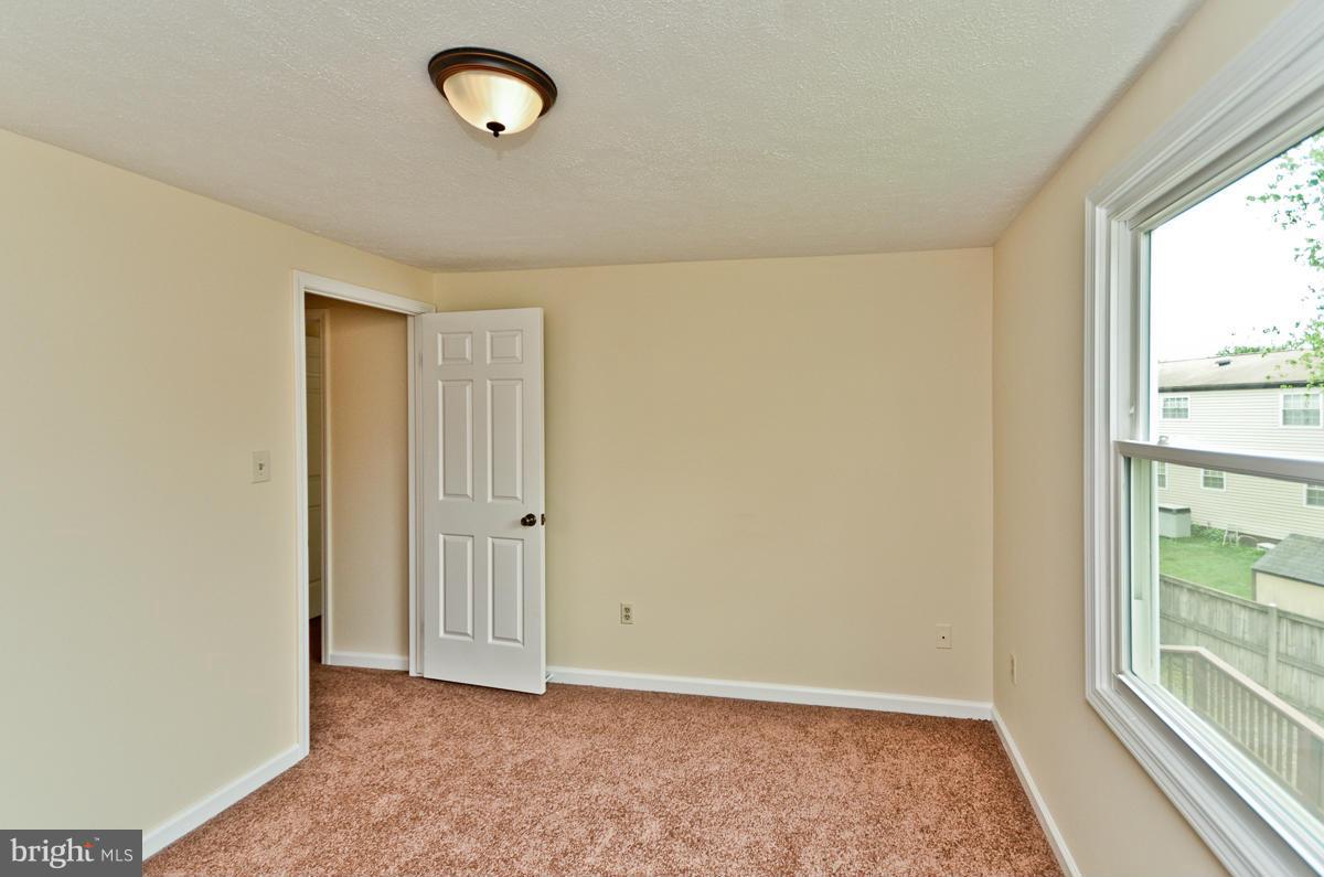 MILL CREEK SOUTH - Residential Lease