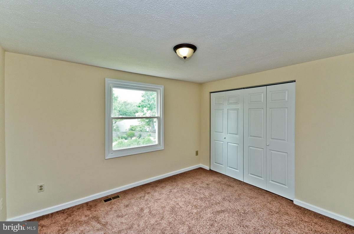 MILL CREEK SOUTH - Residential Lease