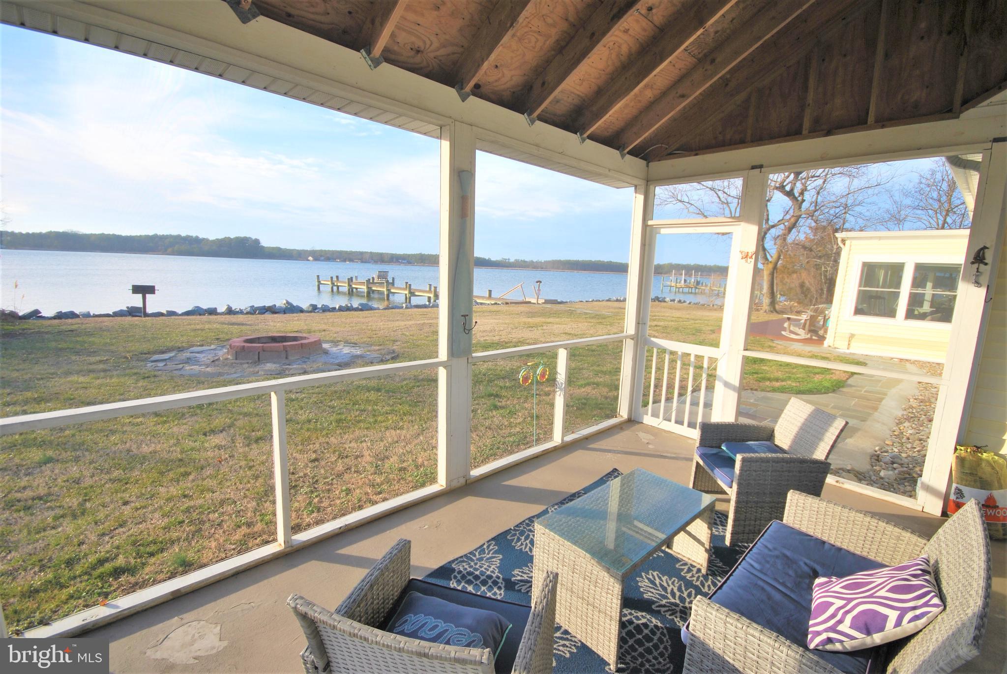 TAYLOR'S ISLAND - Residential