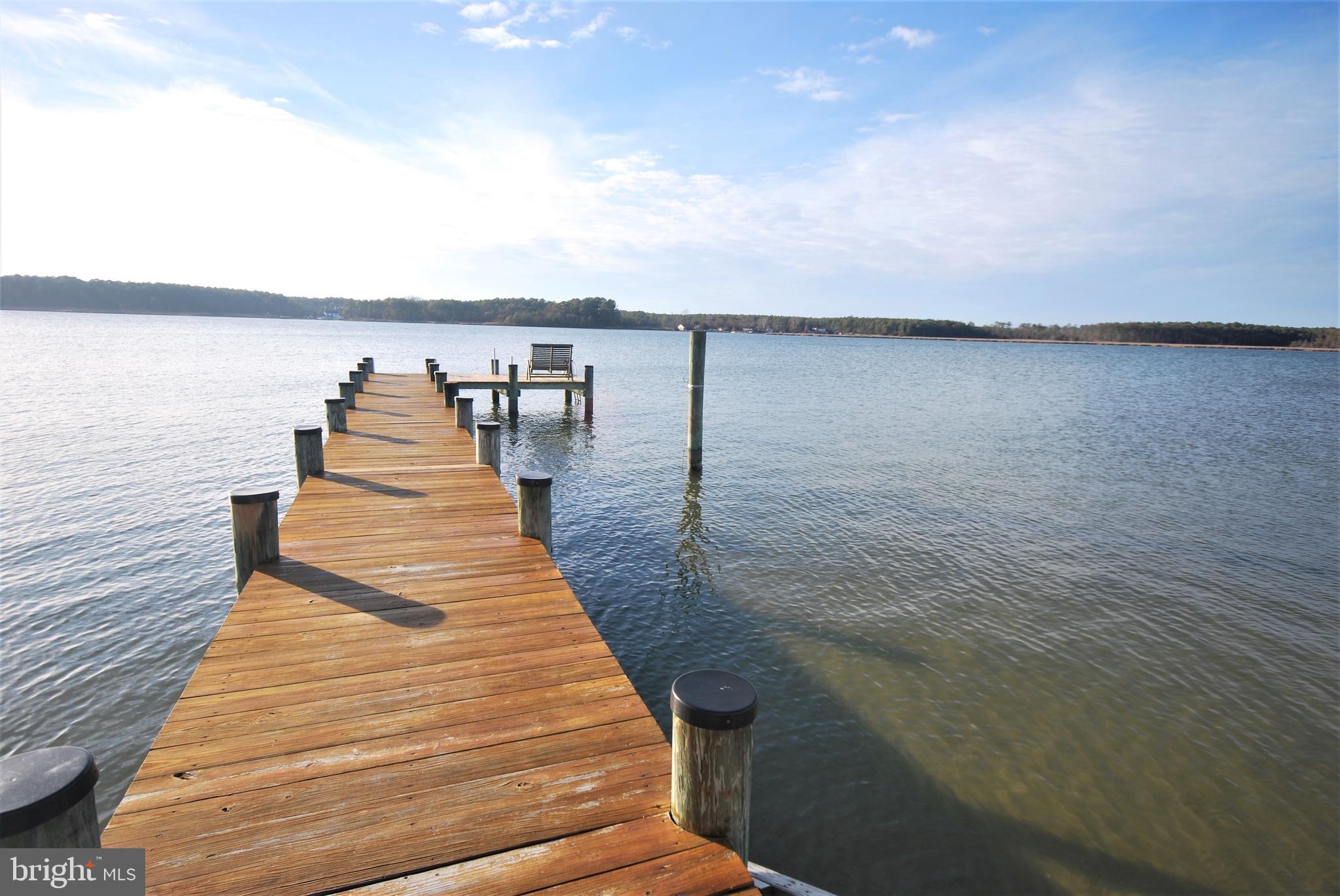 TAYLOR'S ISLAND - Residential