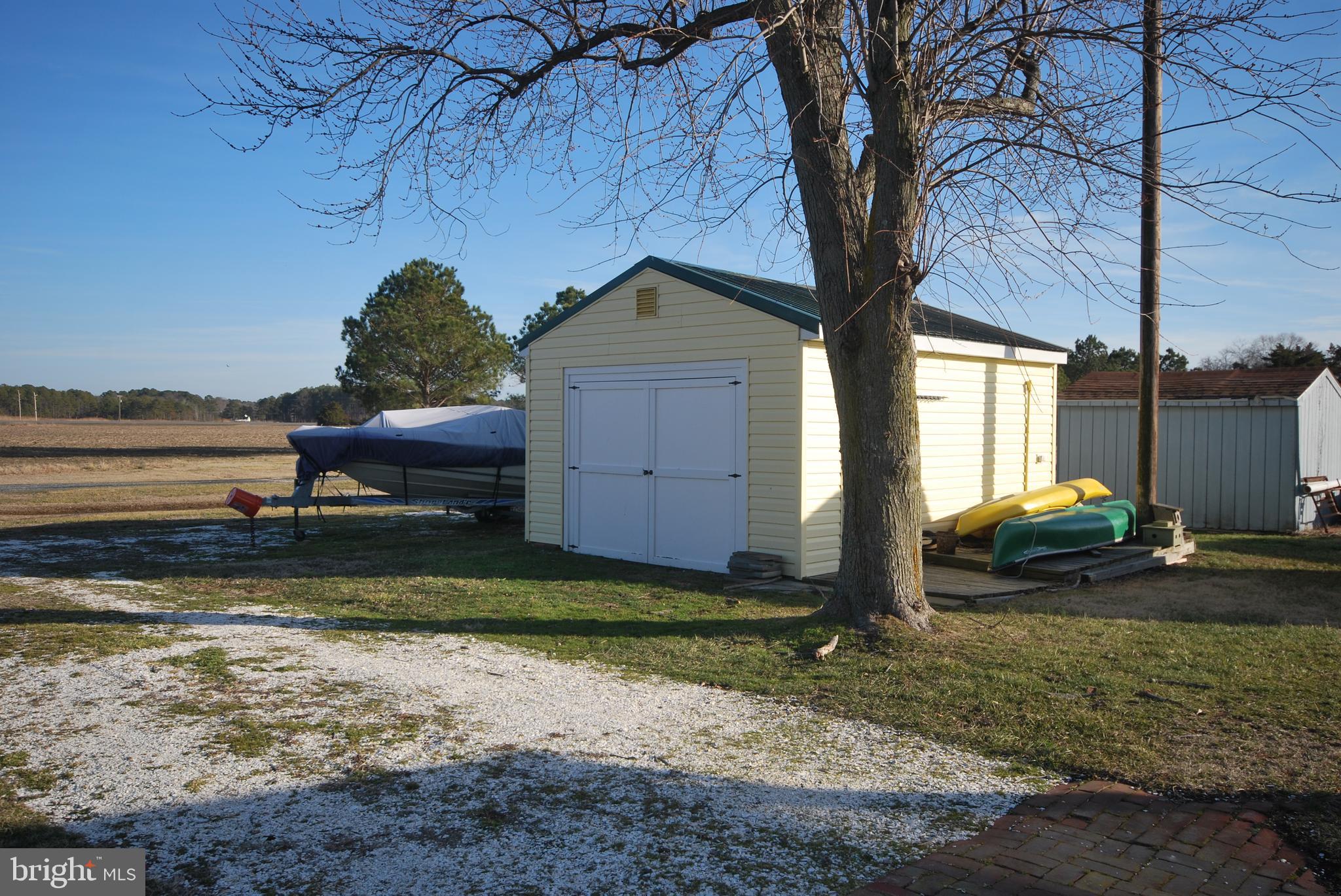 TAYLOR'S ISLAND - Residential