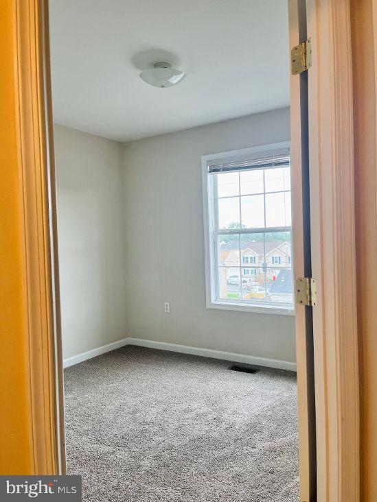 MARSHALL SQUARE - Residential