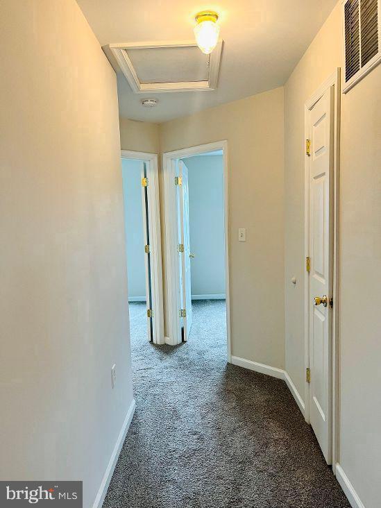 MARSHALL SQUARE - Residential