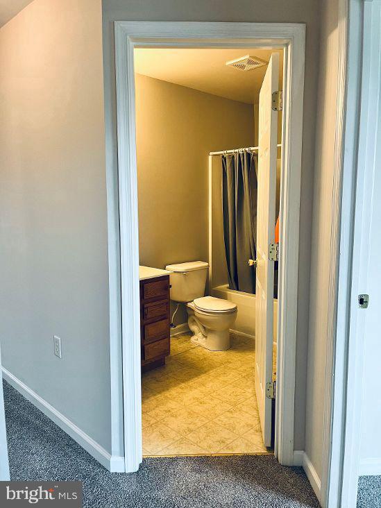 MARSHALL SQUARE - Residential