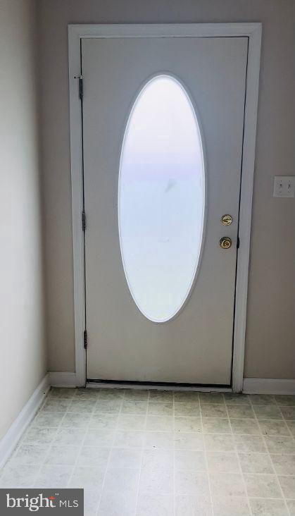 MARSHALL SQUARE - Residential