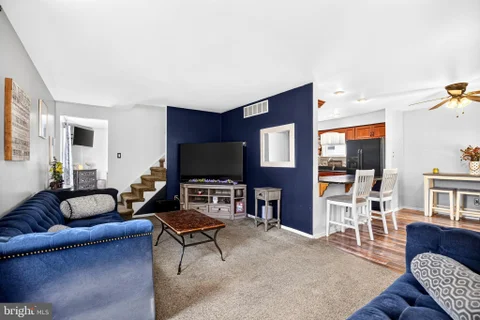 MLS: NJCD2121158