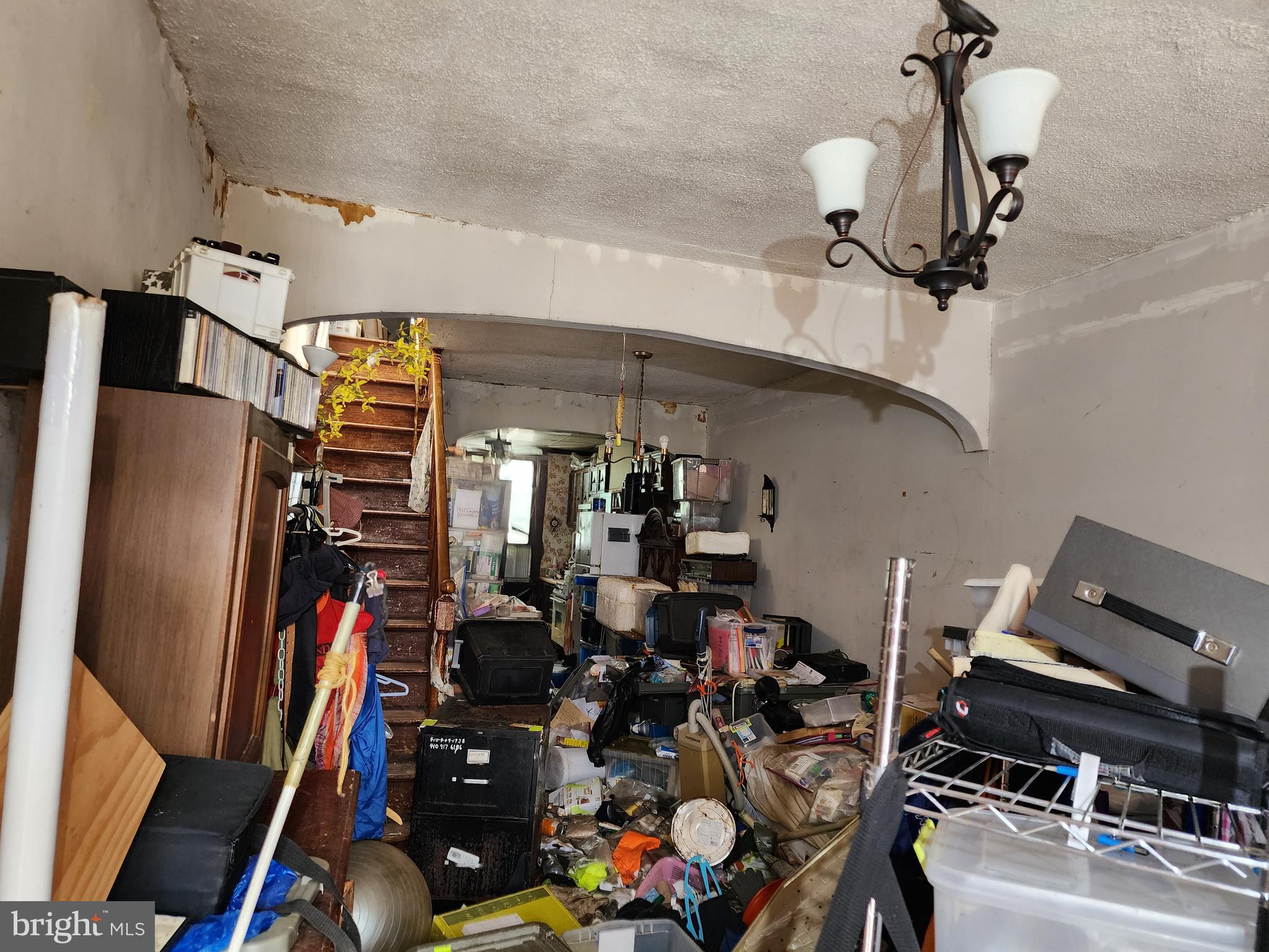 ELLWOOD PARK - Residential