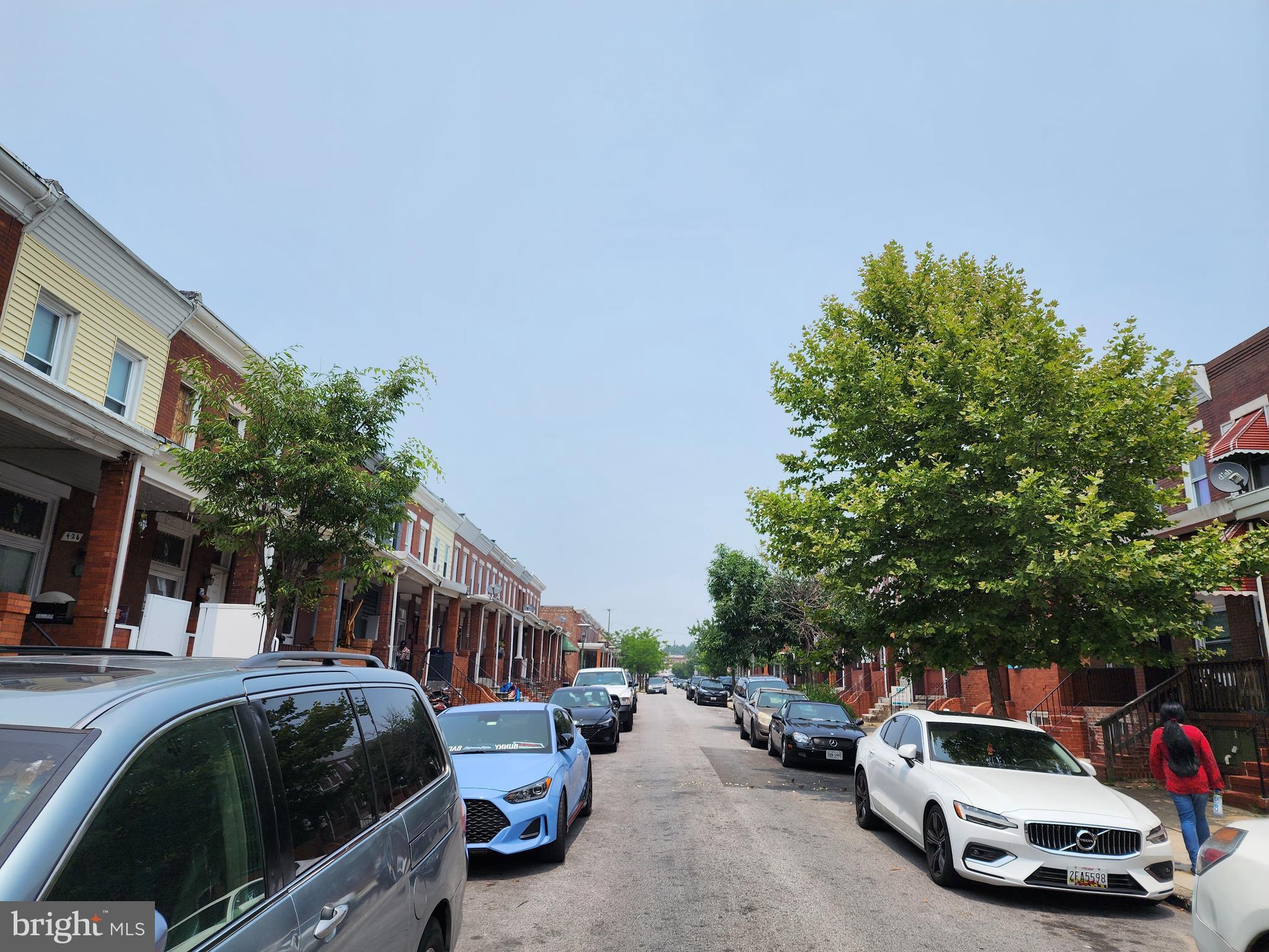 ELLWOOD PARK - Residential