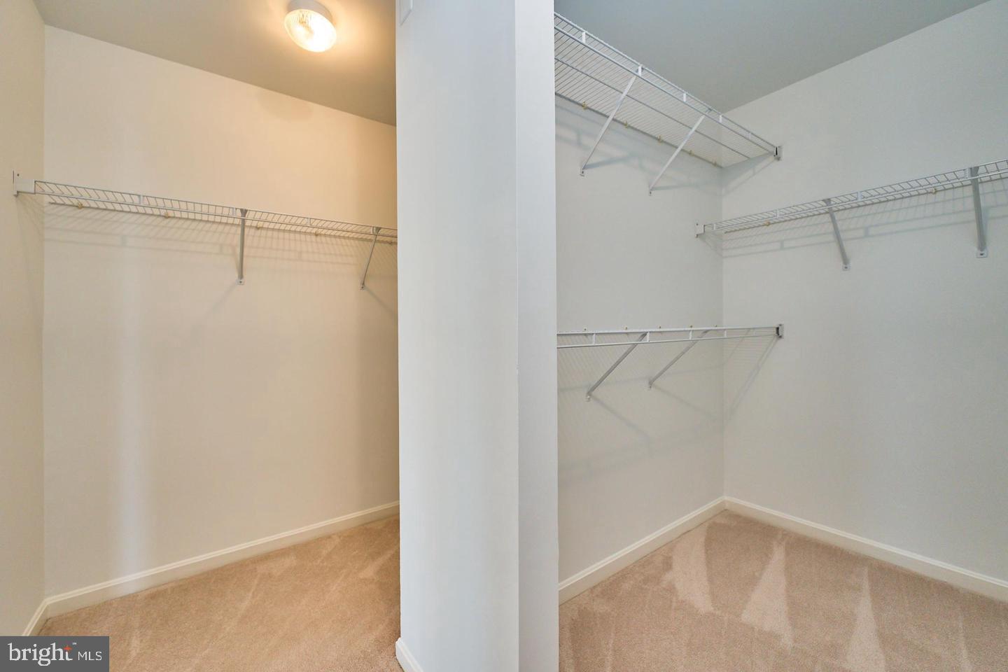 BLOOMS CROSSING - Residential