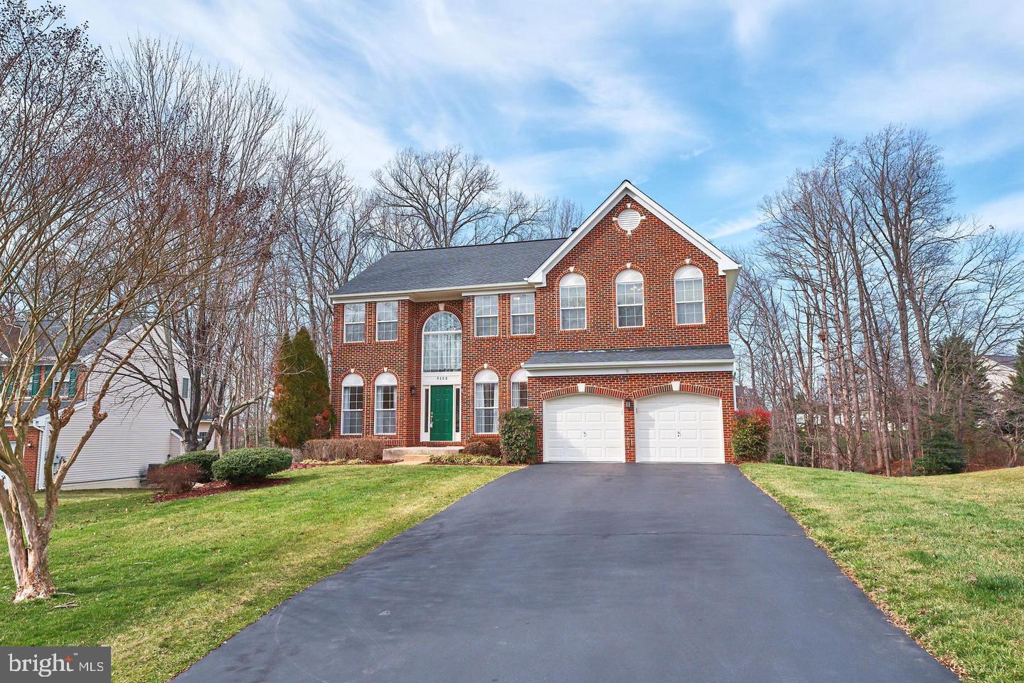 BLOOMS CROSSING - Residential