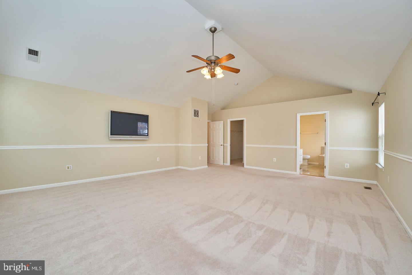 BLOOMS CROSSING - Residential