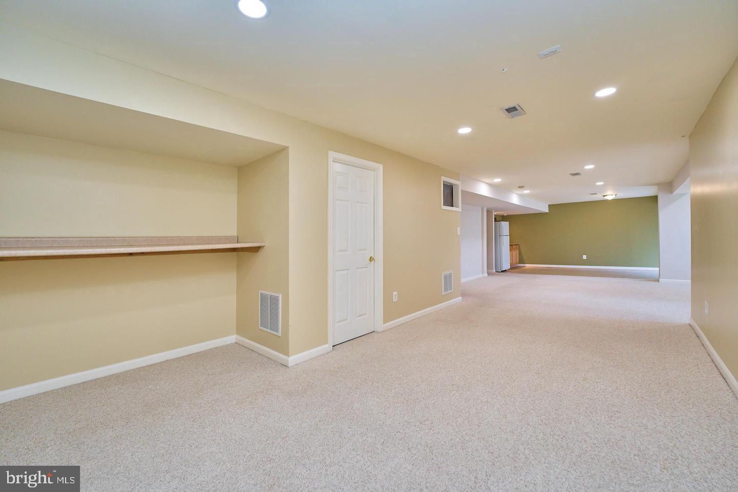 BLOOMS CROSSING - Residential