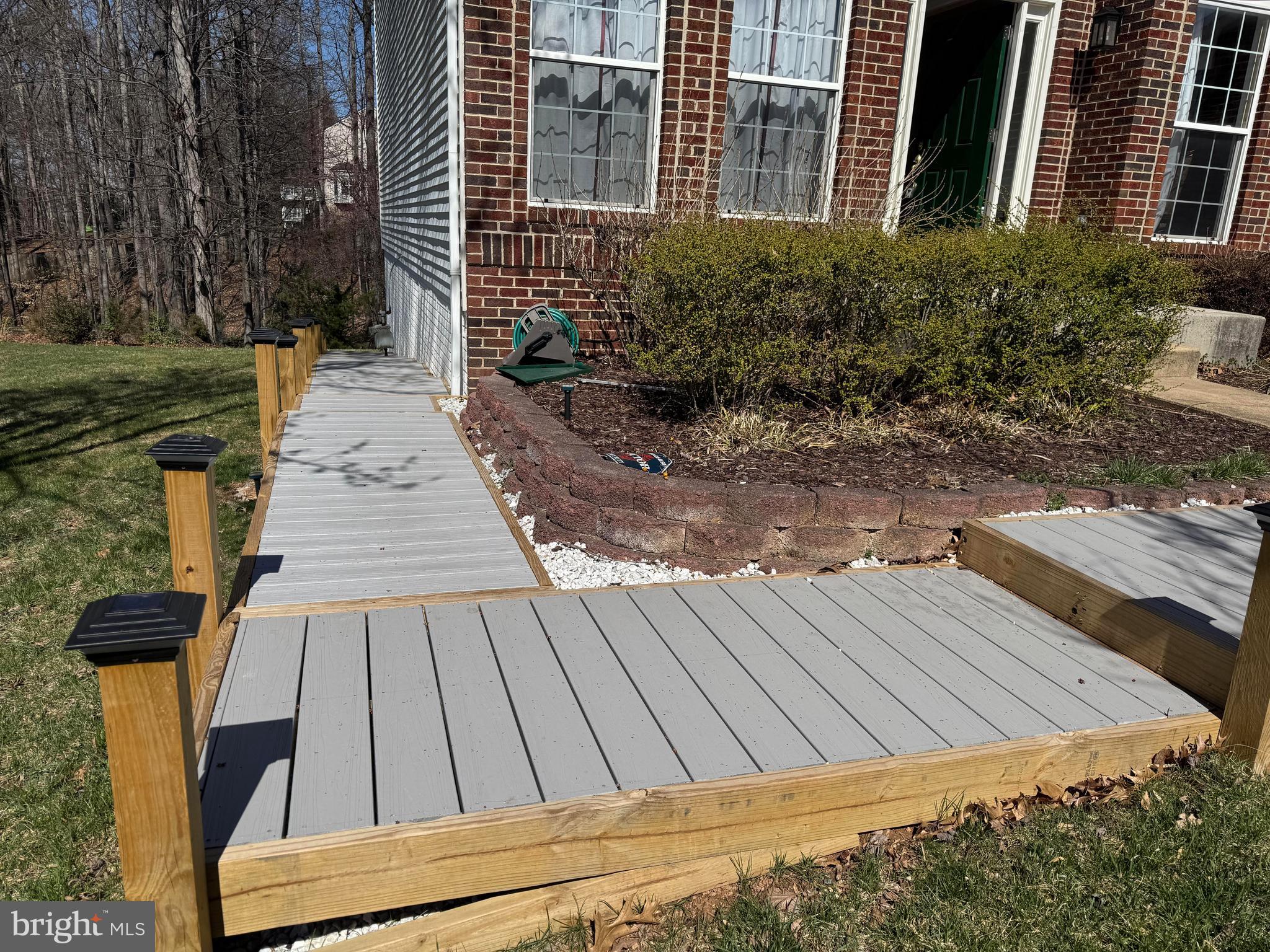 BLOOMS CROSSING - Residential