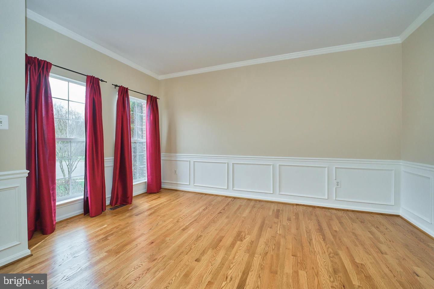 BLOOMS CROSSING - Residential