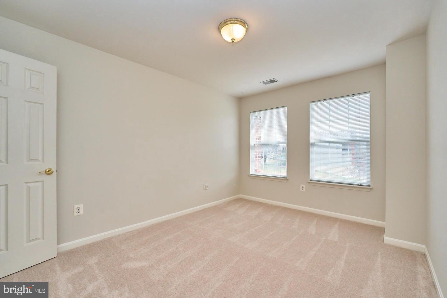 BLOOMS CROSSING - Residential