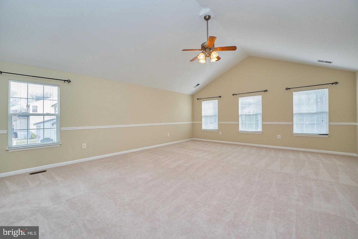 BLOOMS CROSSING - Residential