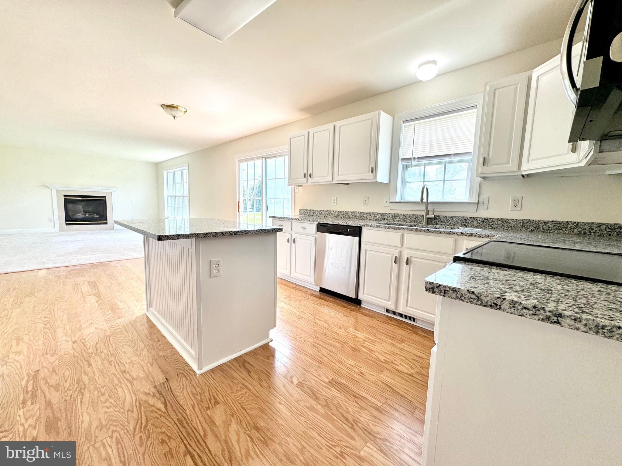 VILLAGEATWILDQUAIL - Residential