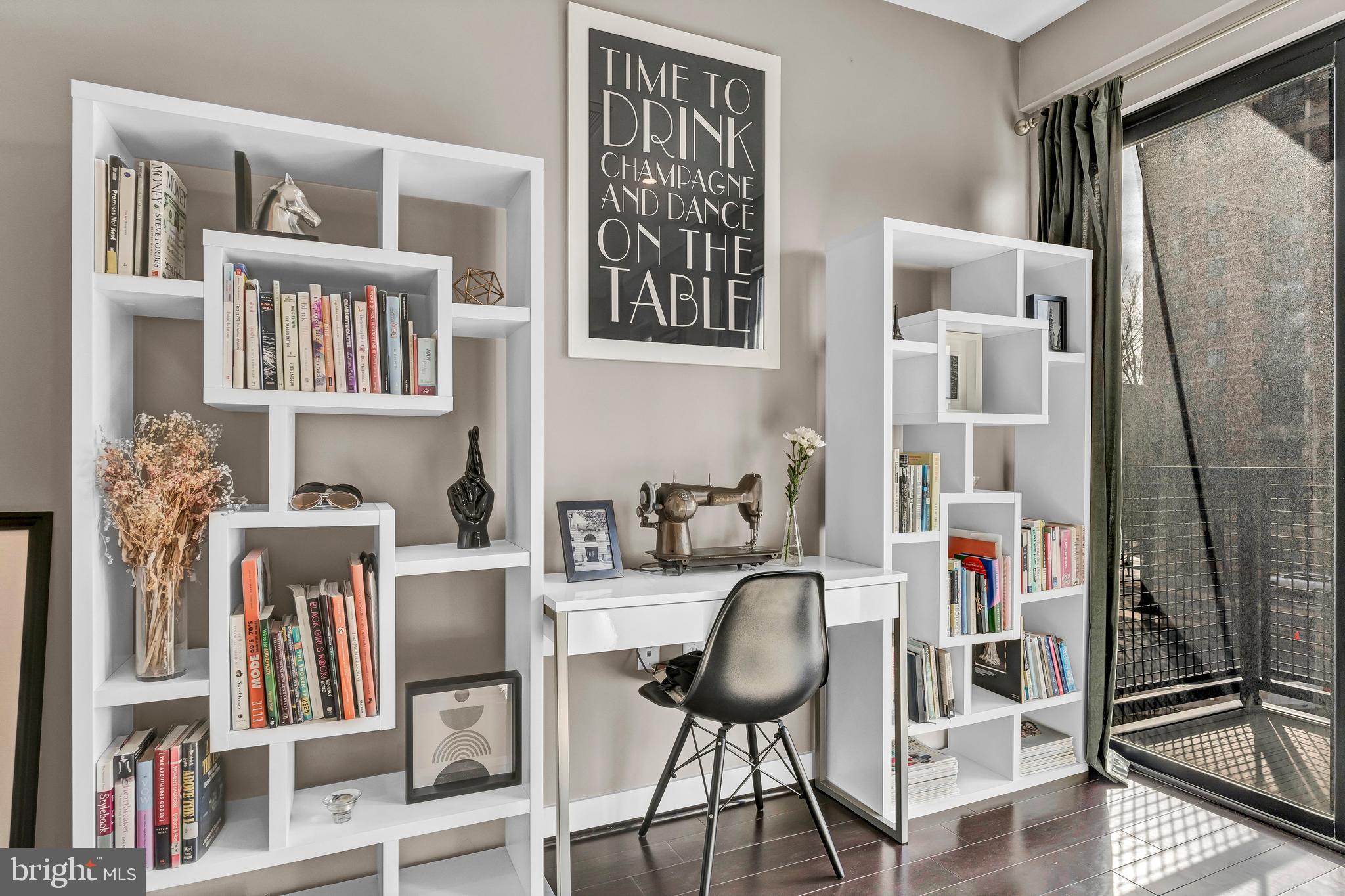 DOWNTOWN SILVER SPRING - Residential Lease