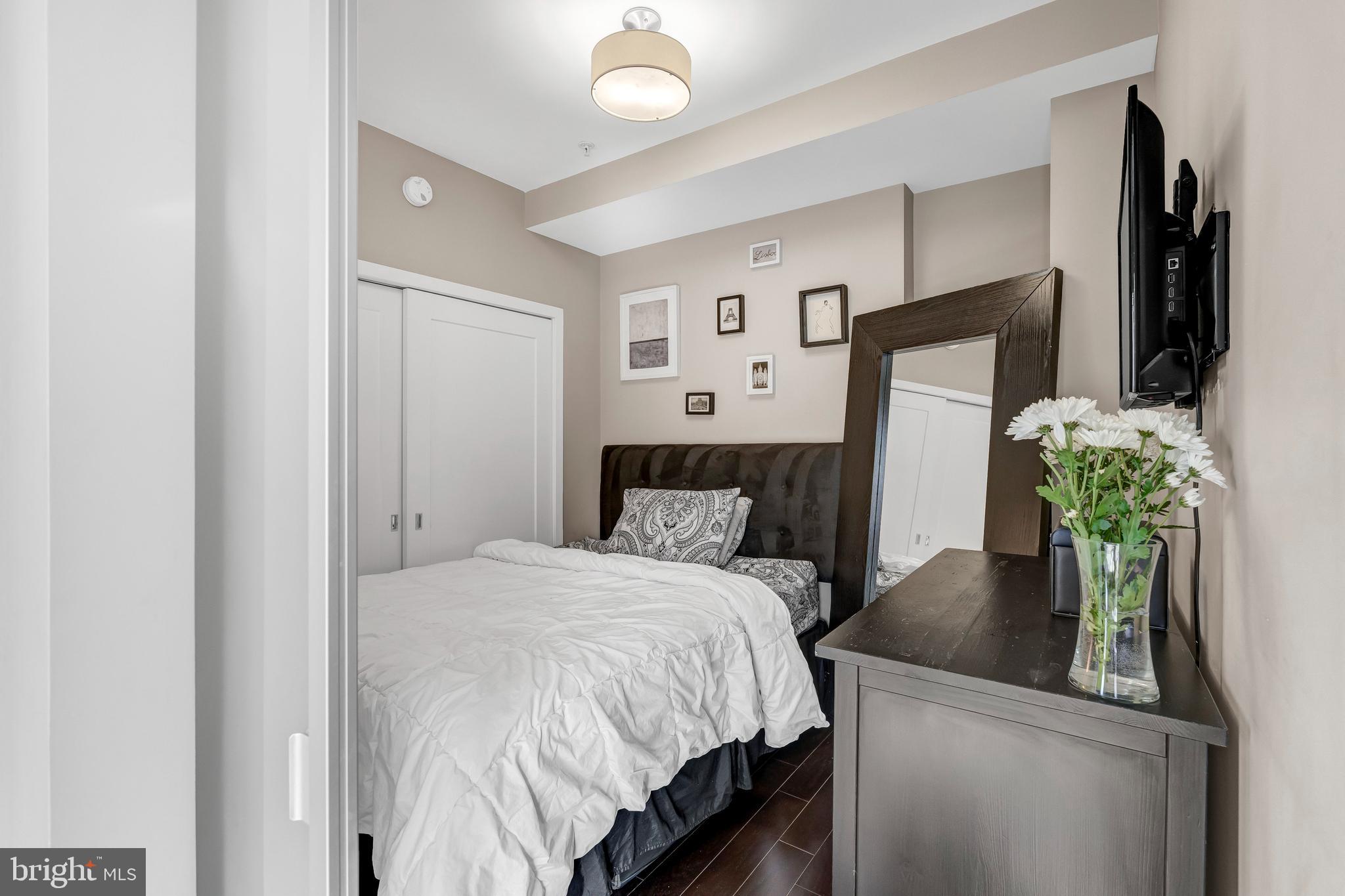 DOWNTOWN SILVER SPRING - Residential Lease