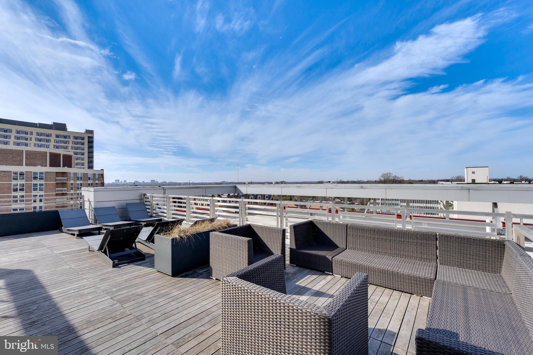 DOWNTOWN SILVER SPRING - Residential Lease