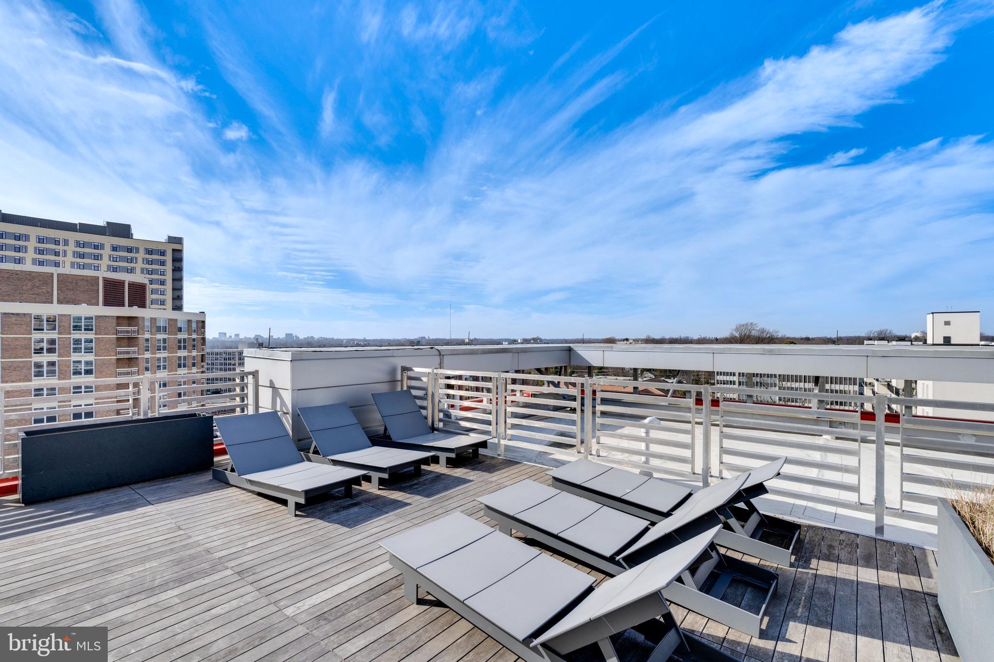 DOWNTOWN SILVER SPRING - Residential Lease