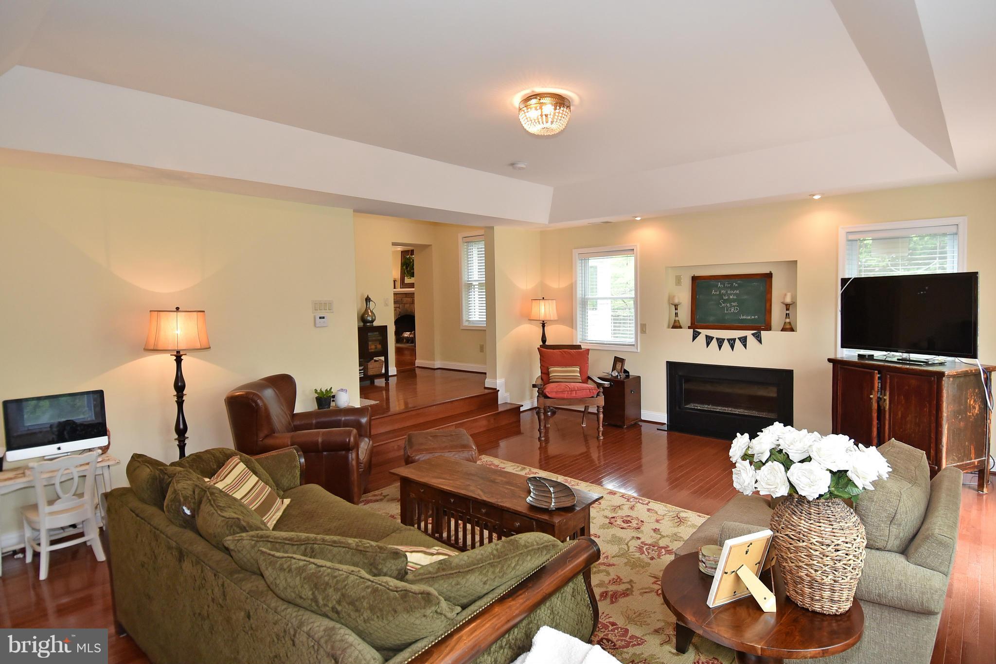 PINECREST - Residential Lease