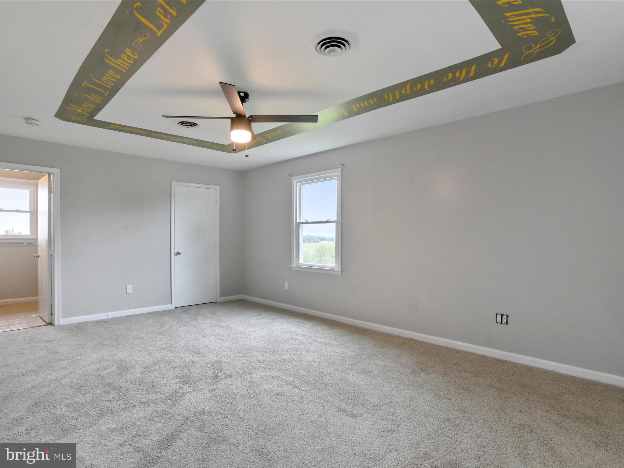 MONTCLARE - Residential