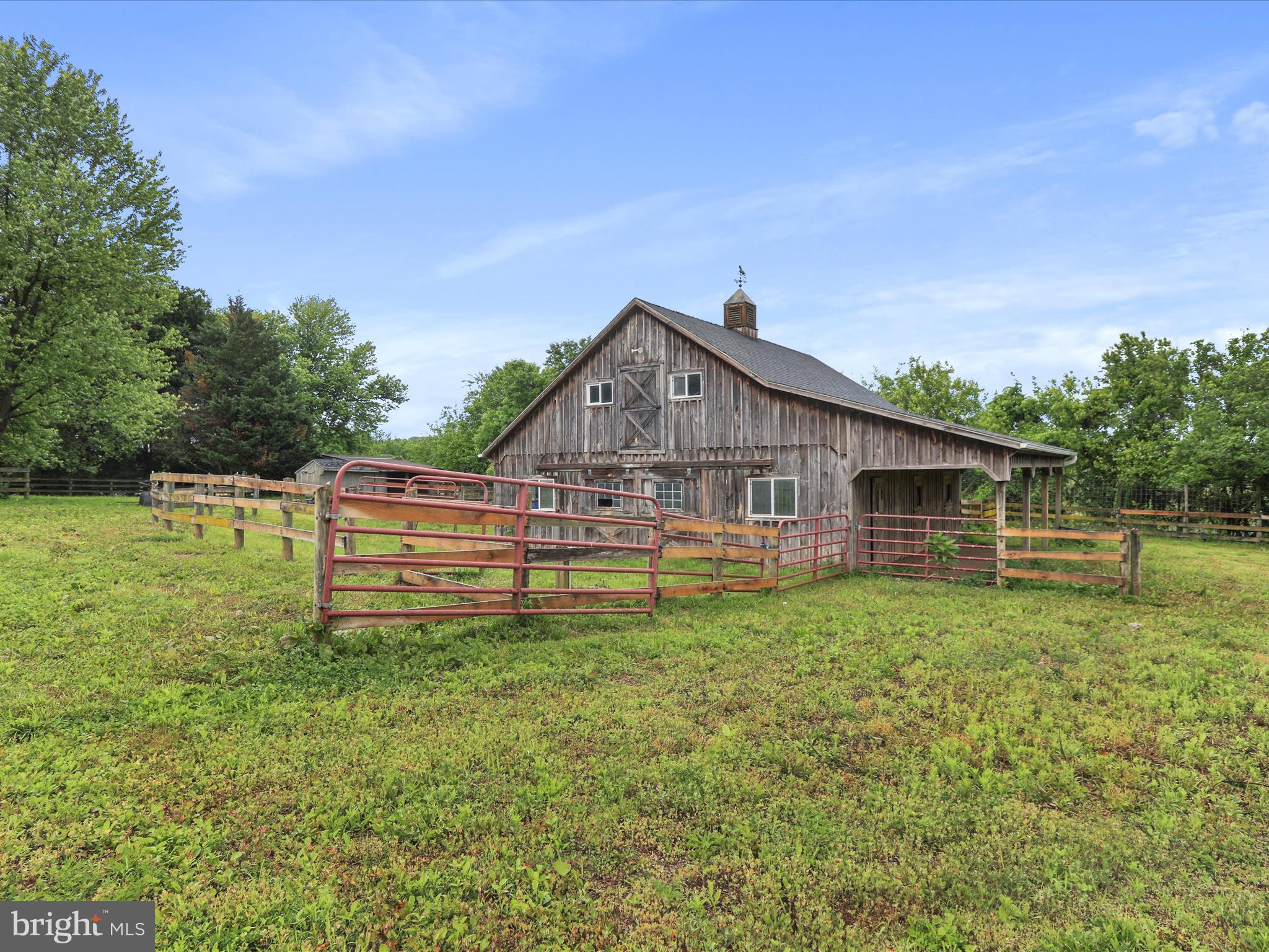 MONTCLARE - Residential