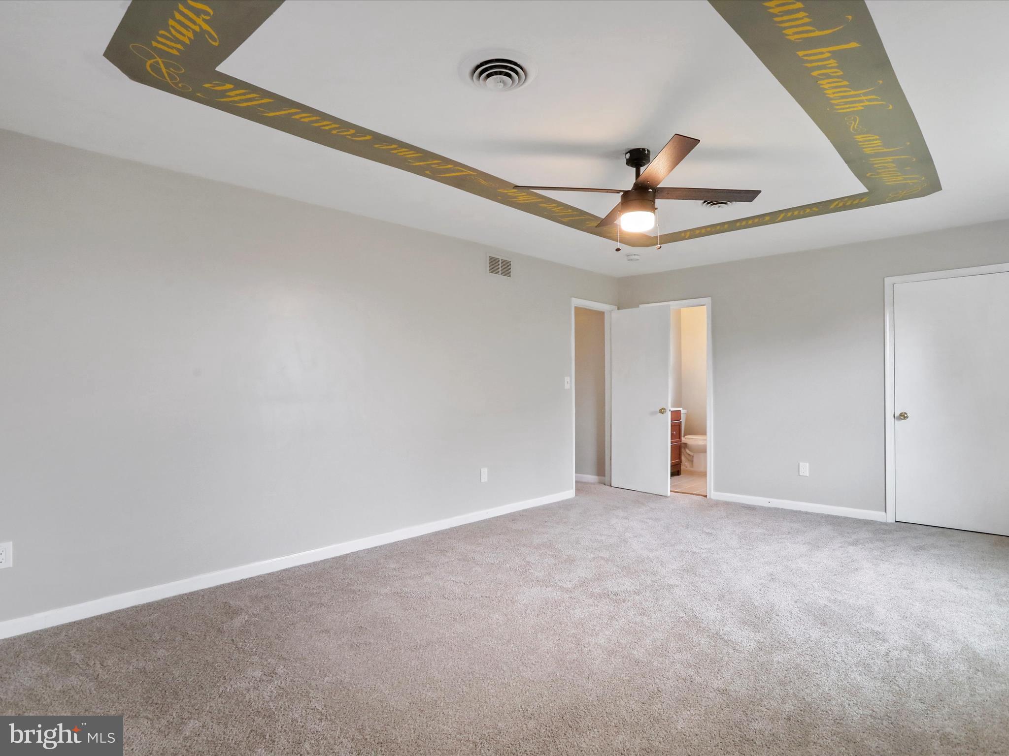 MONTCLARE - Residential