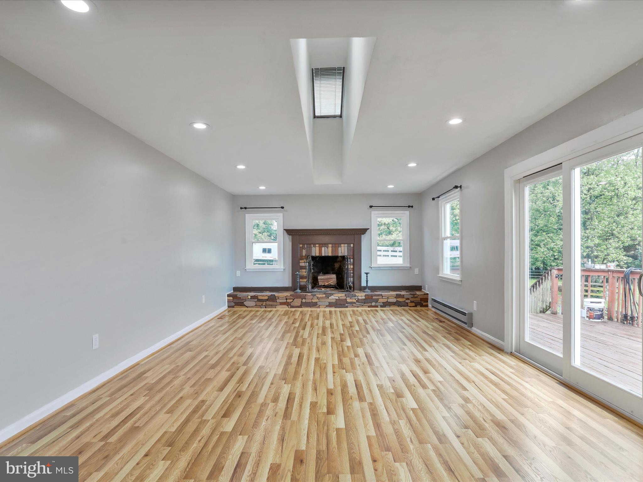 MONTCLARE - Residential