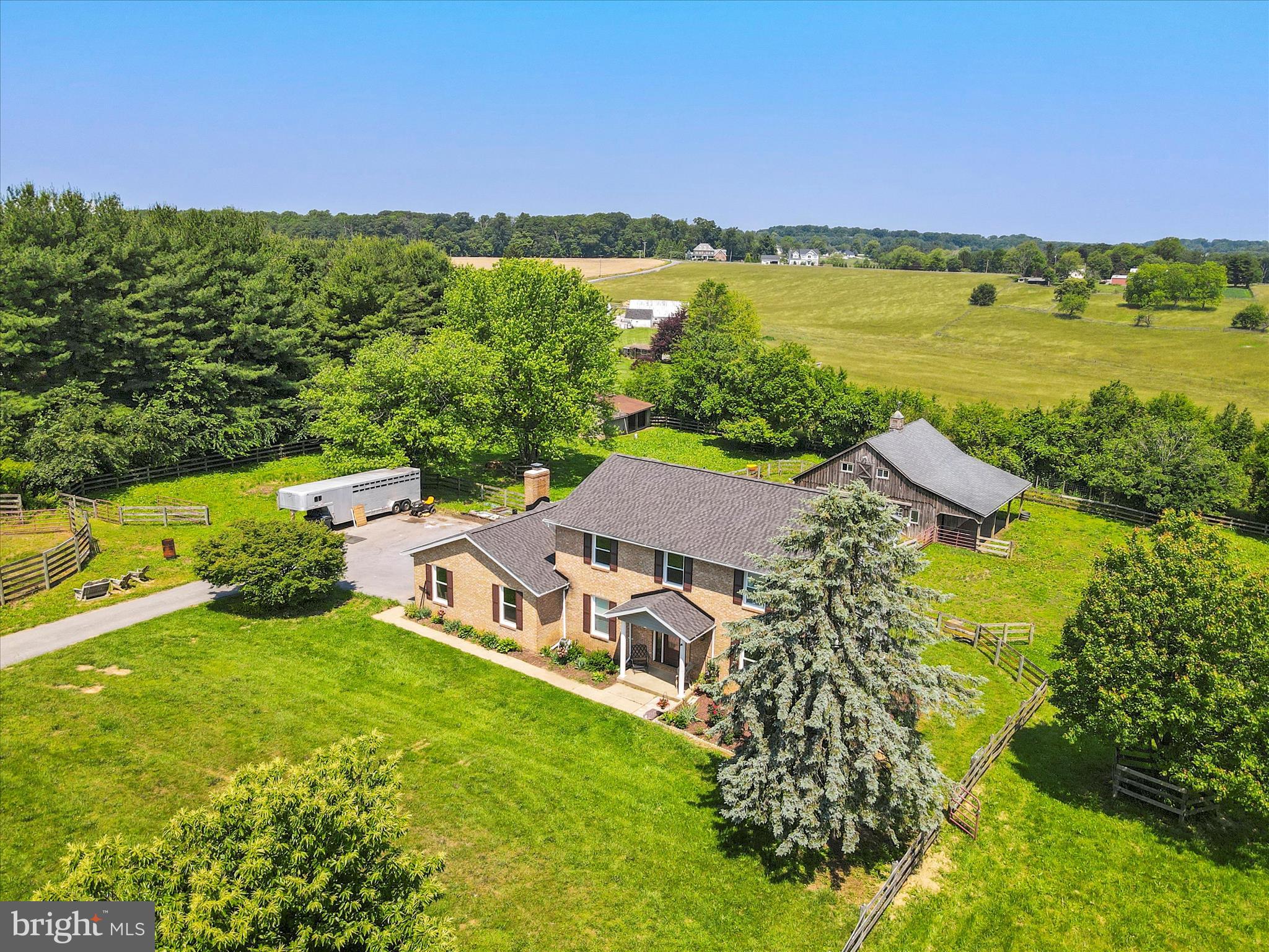 MONTCLARE - Residential