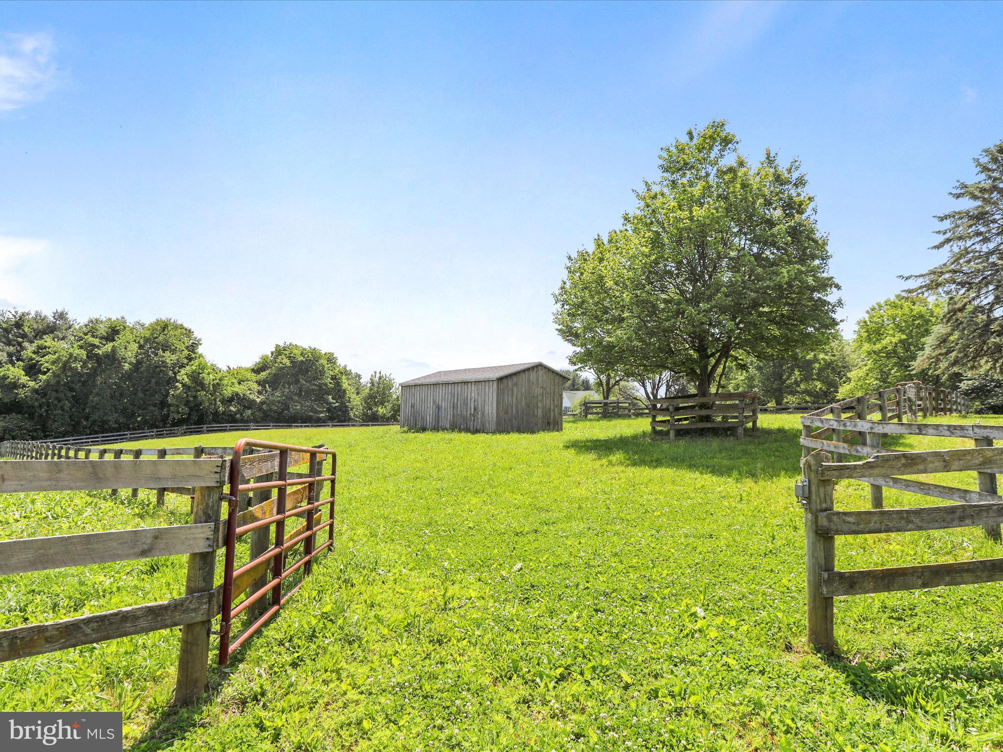 MONTCLARE - Residential