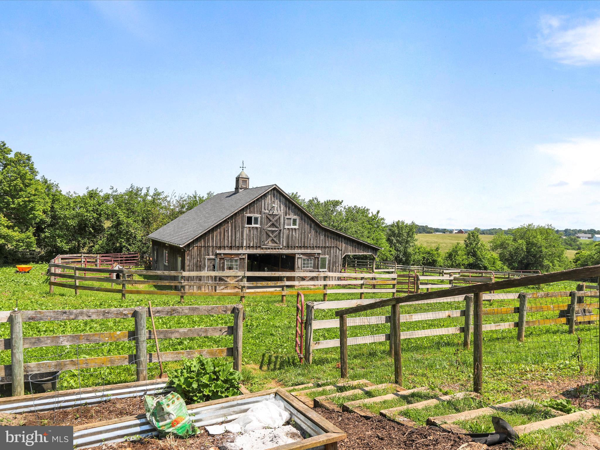 MONTCLARE - Residential