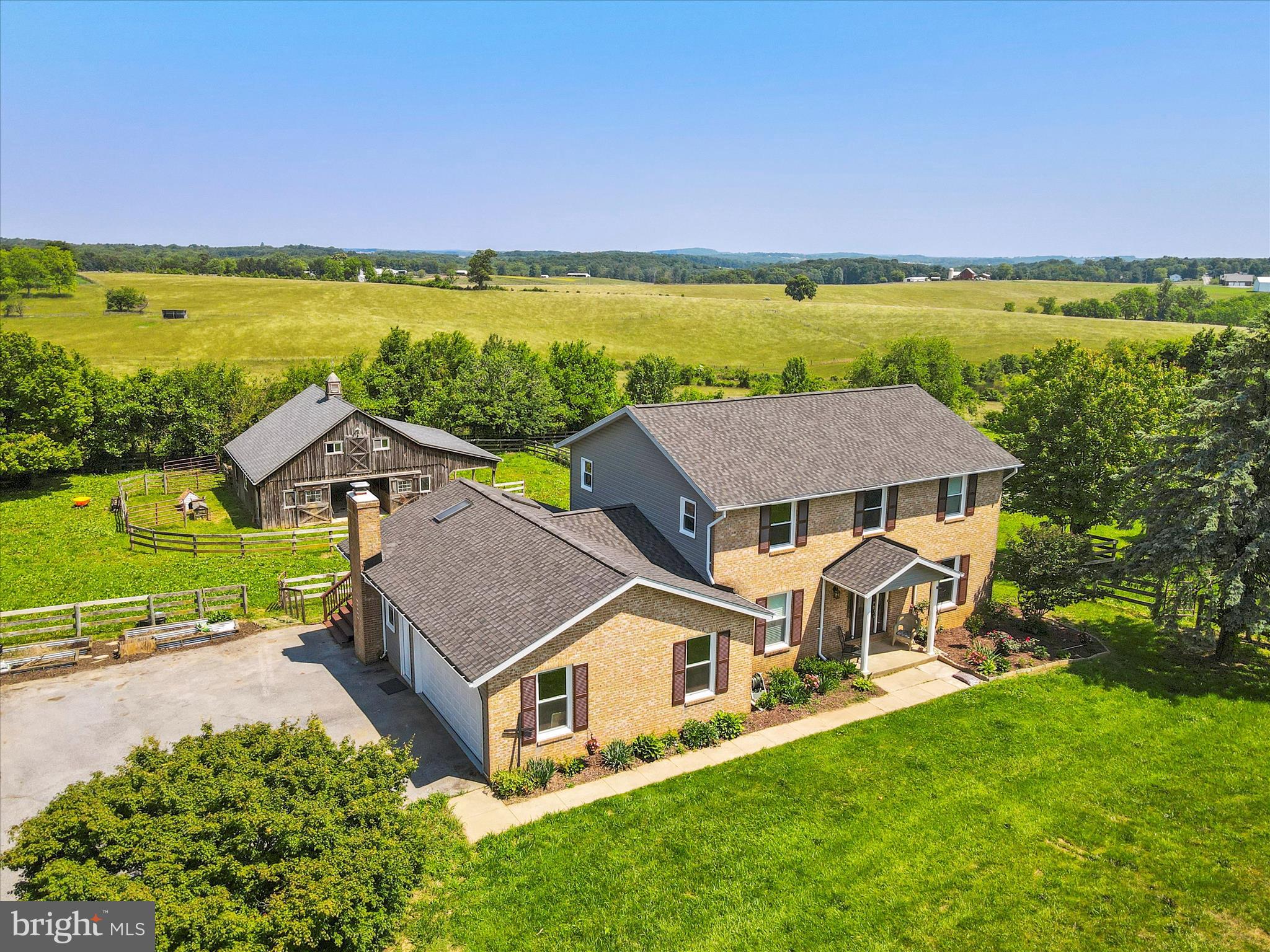 MONTCLARE - Residential