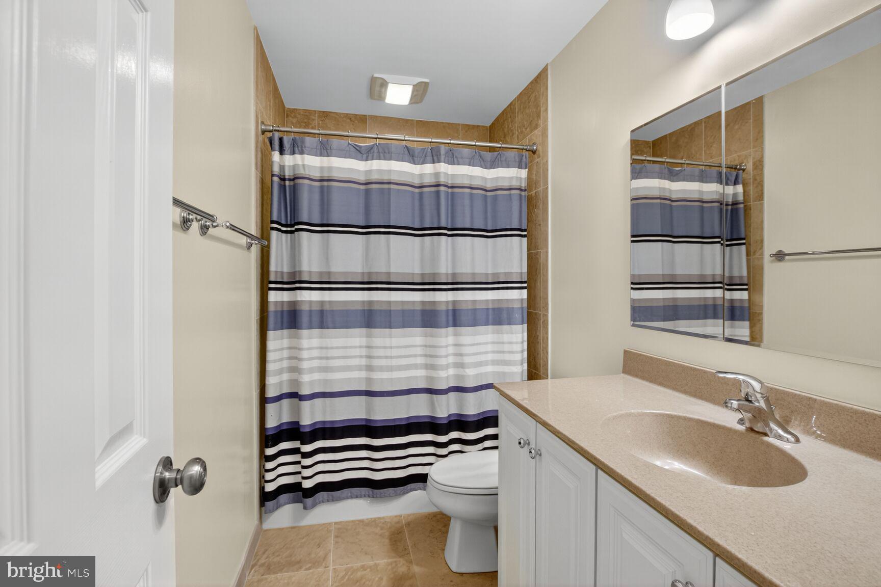 ESWORTHY PARK - Residential